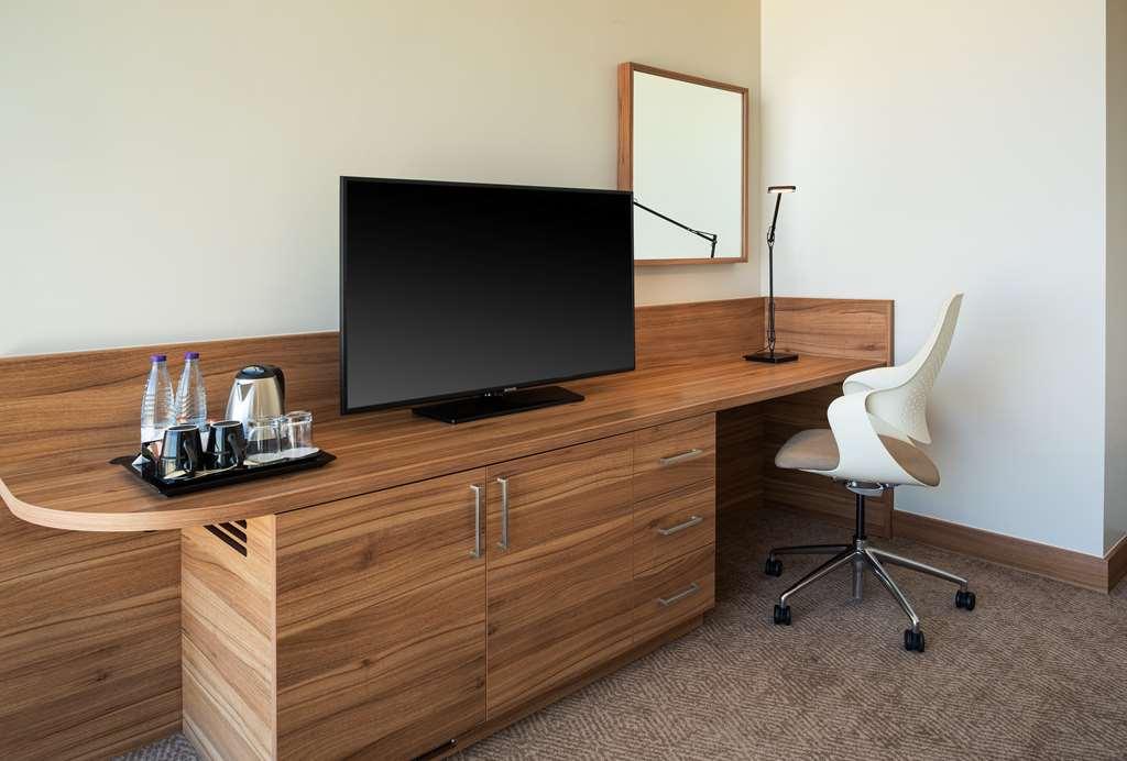 Hilton Garden Inn Riyadh Financial District Værelse billede